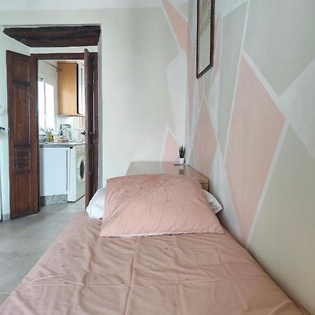 Lovely 1-Bedroom Loft With Terrace. Amazing View. Sevilla Buitenkant foto