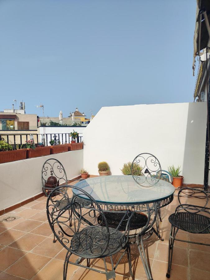 Lovely 1-Bedroom Loft With Terrace. Amazing View. Sevilla Buitenkant foto